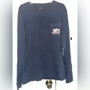 College theme vineyard vines shirt